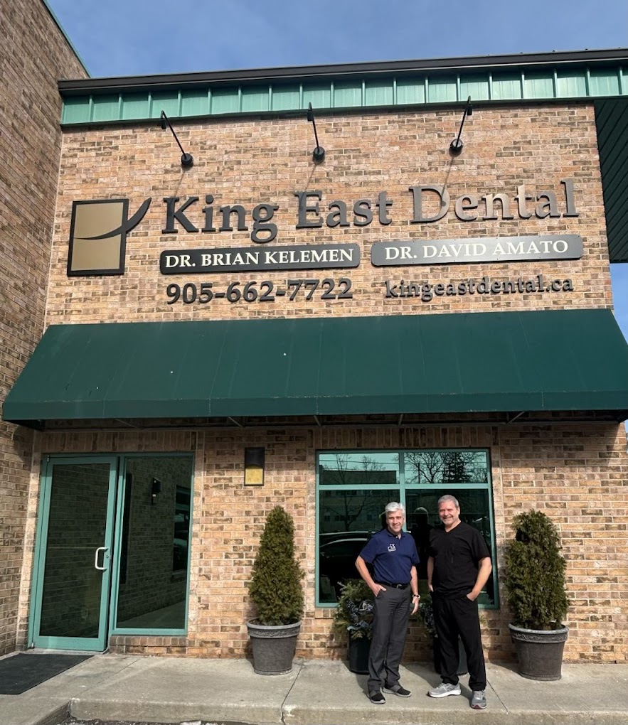 Exterior view of King East Dental Stoney Creek